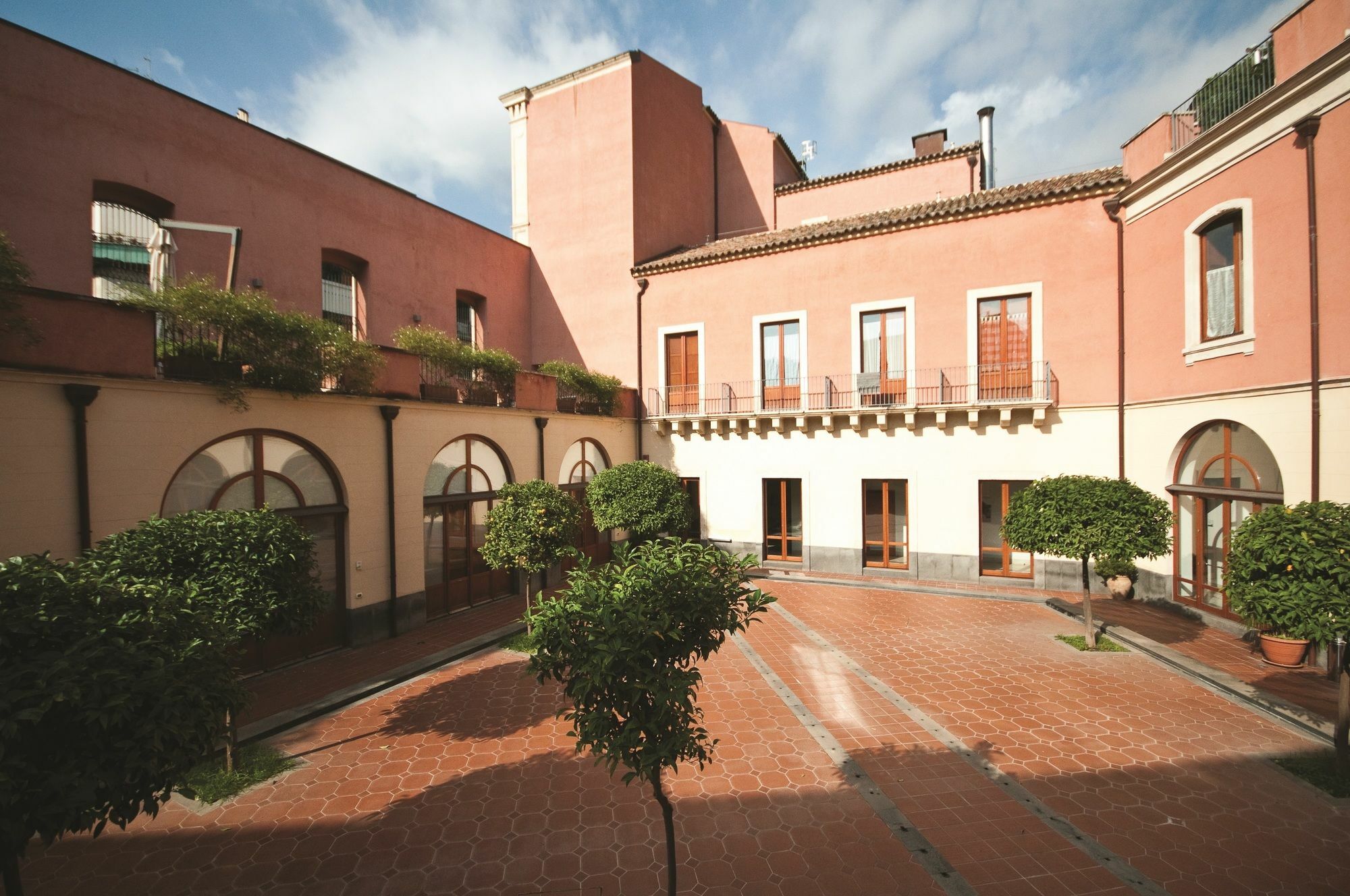 Guest house Camplus Guest 2*