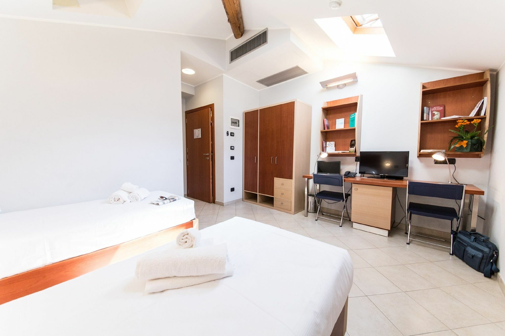 Camplus Guest 2* Catania